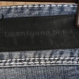 Twenty One Black Jeans